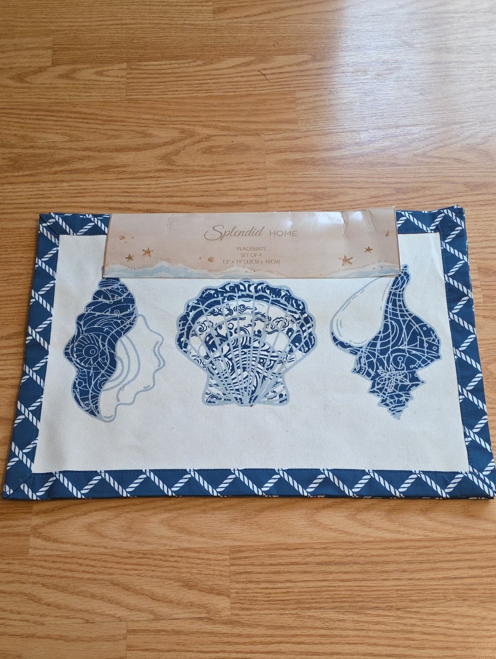 Splendid Home Navy & Cream Seashell Placemat Set